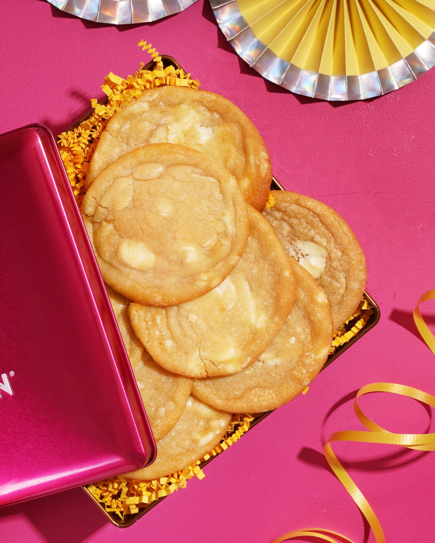 Lemon Kiss - Real Lemon Bits & White Chocolate Chunk Cookies