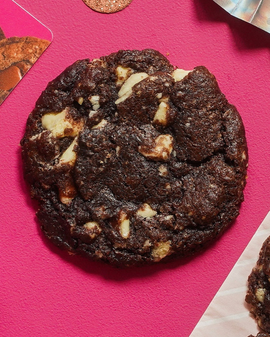 Ébène & Ivoire® - Biscuits aux morceaux de chocolat noir et chocolat blanc