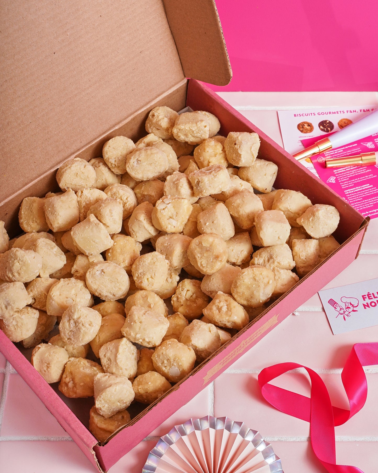 Boîtes de pâte à biscuits surgelées (approx. 100 biscuits)